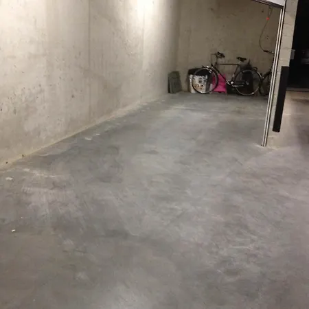 Novus Portus A 0502 Met Garage *